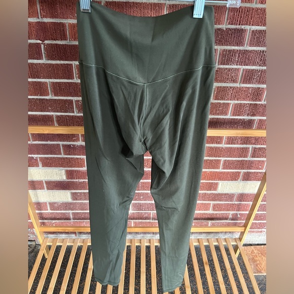 Aerie offline Real Me leggings - Picture 2 of 3